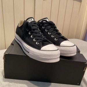 BARLEY WORN LOW TOP CONVERSE